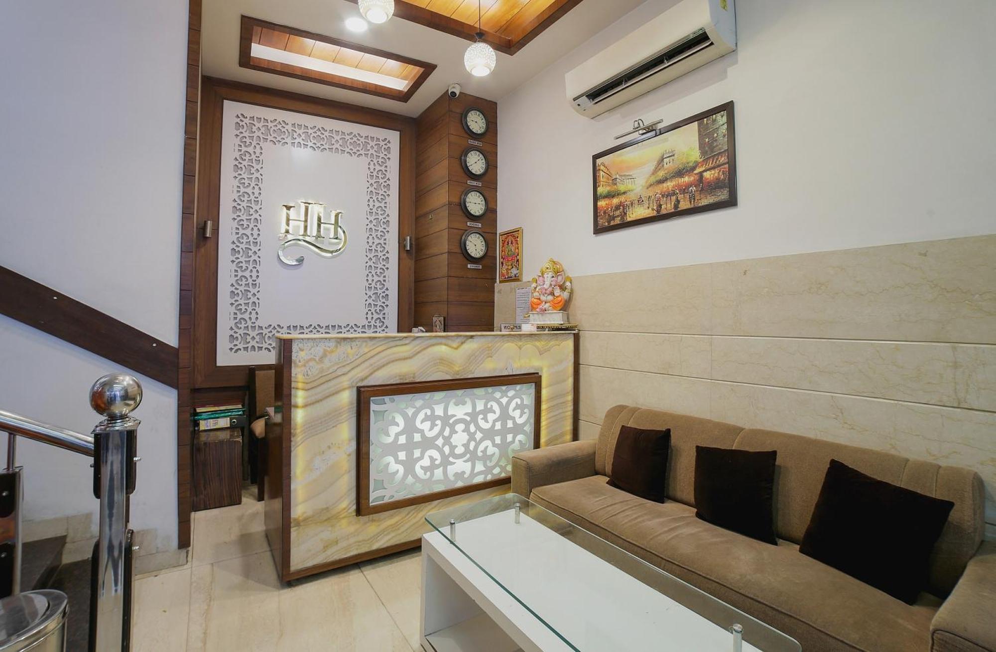 فندق أو واي أو 8673 هوليوود هايتس أمريتسار المظهر الخارجي الصورة